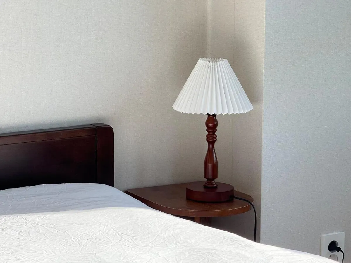 The Royal Apartment Seoul 0*,
